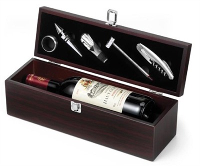Wooden Box 5 Piece Wine Gift Set